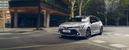 Toyota Corolla Touring Sports - 01